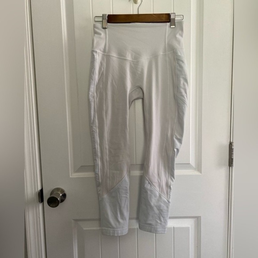Lululemon All The Right Places leggings, white, size 6 - Picture 4 of 11